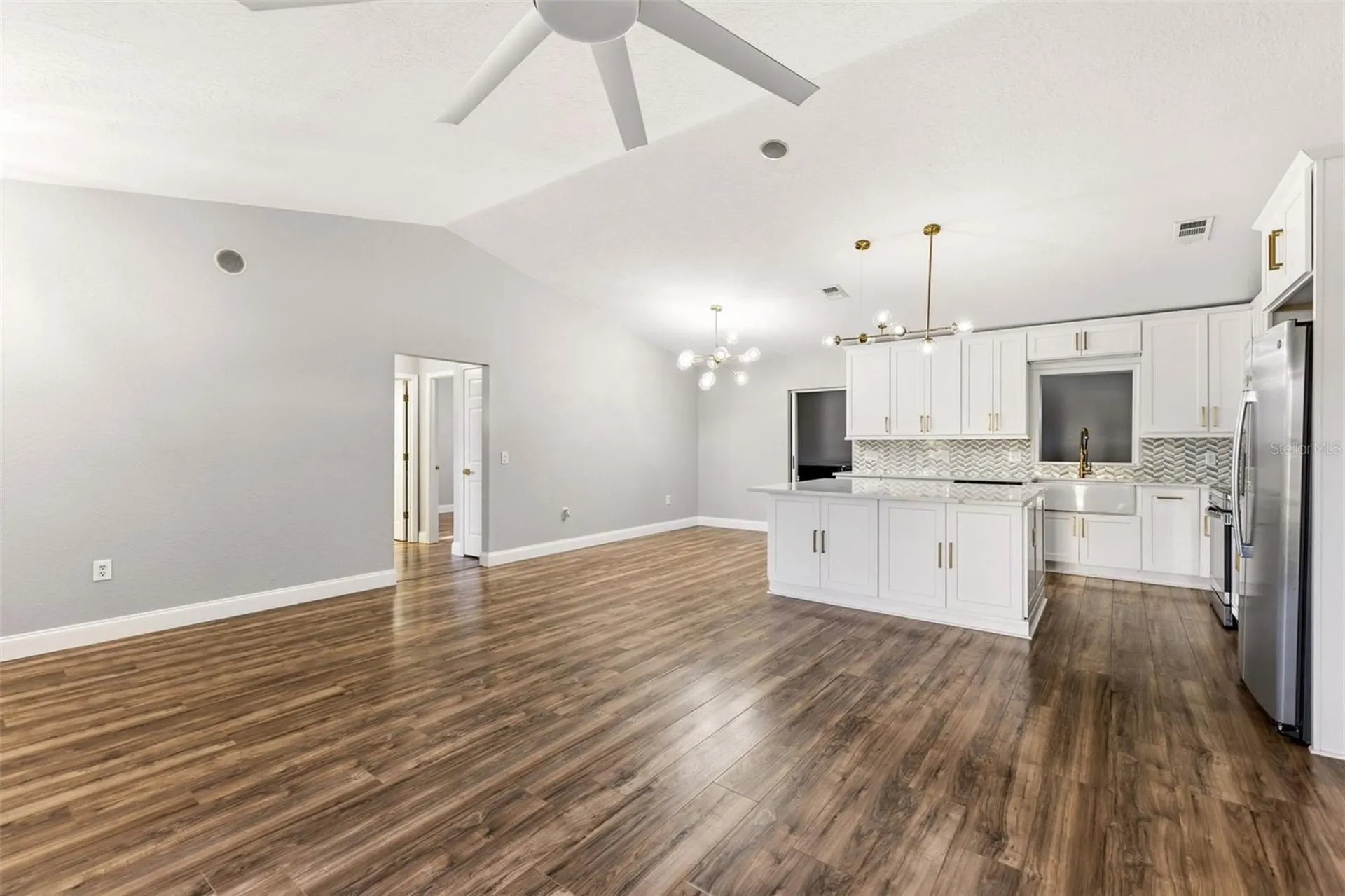 703 Scott Lake Village S Lakeland FL 33813