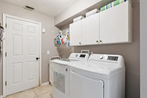 271 Wescliff Drive Ocoee FL 34761
