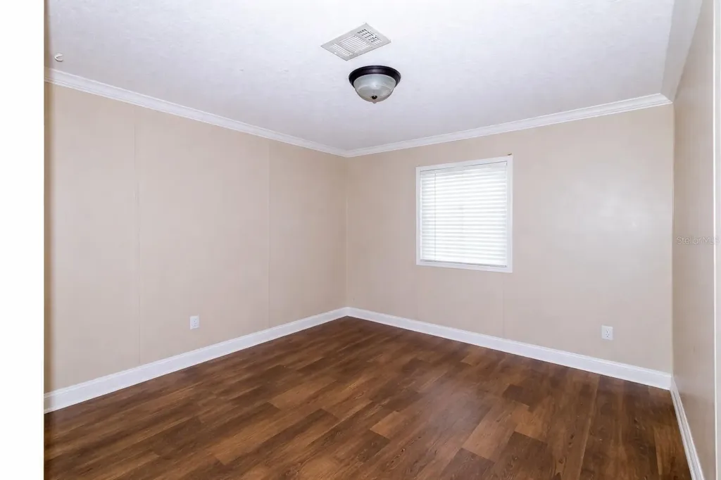 18057 SW 37th Street Dunnellon FL 34432