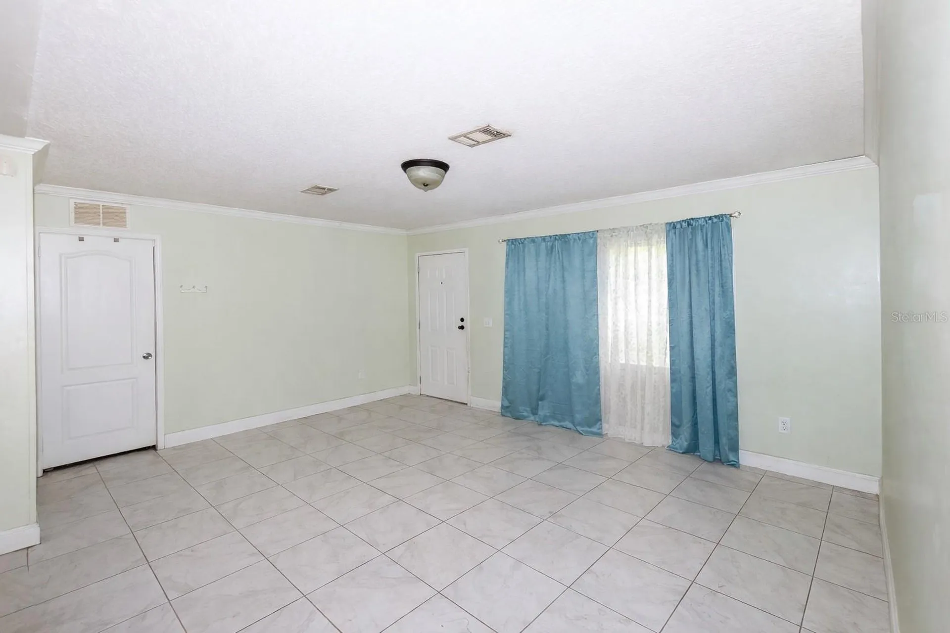 18057 SW 37th Street Dunnellon FL 34432
