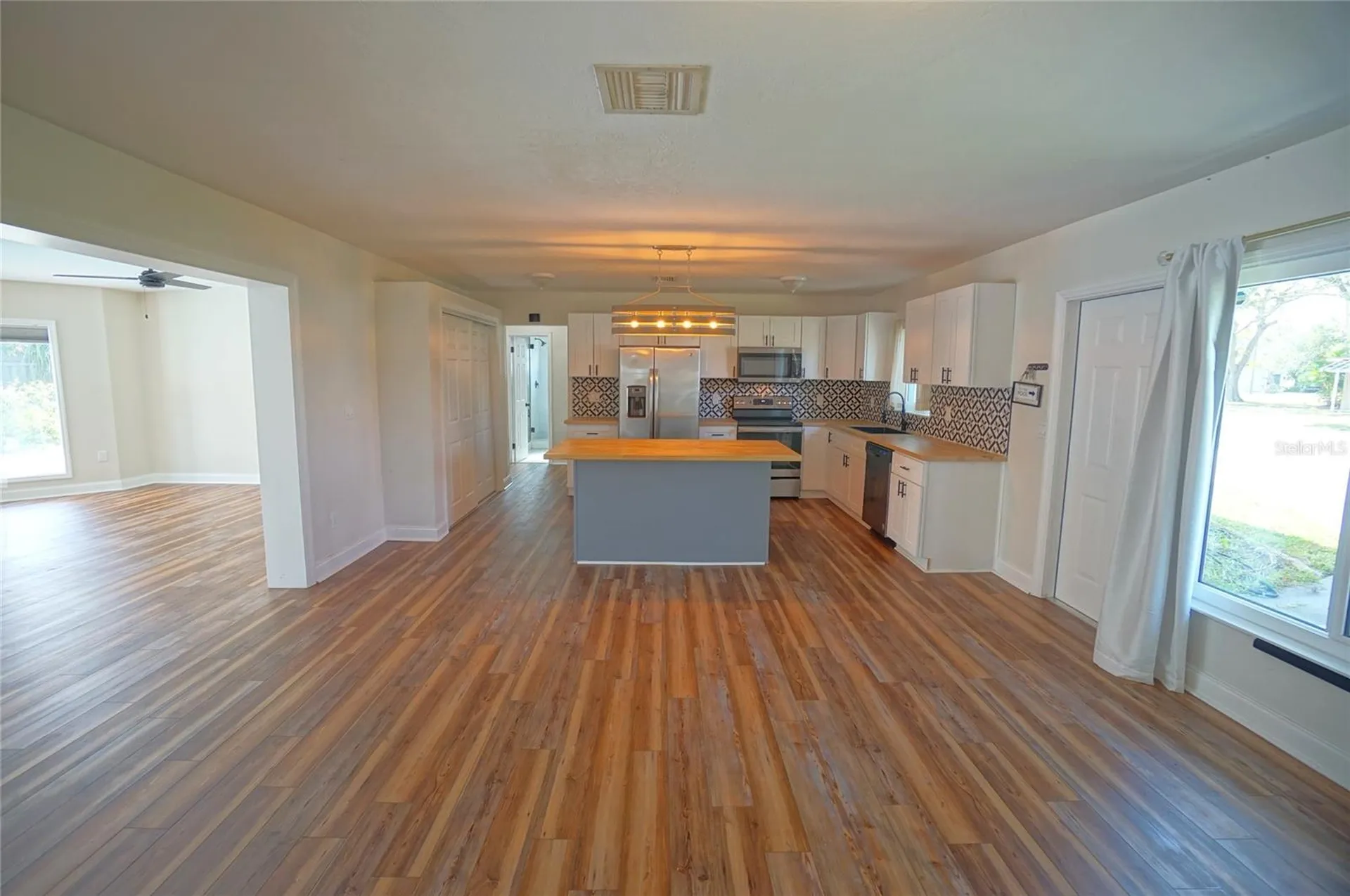 7325 10th Street N St Petersburg FL 33702