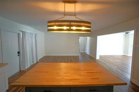 7325 10th Street N St Petersburg FL 33702