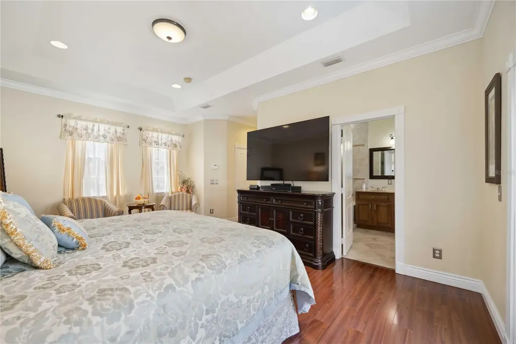 1621 Dr Martin Luther King Way Sarasota FL 34234