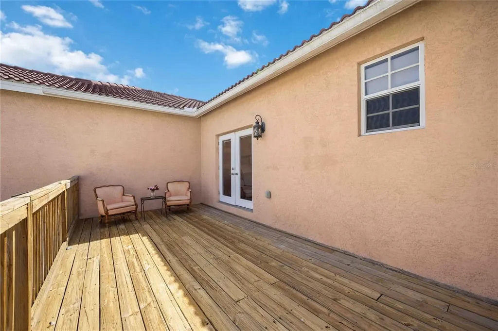 1621 Dr Martin Luther King Way Sarasota FL 34234