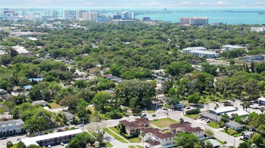 1621 Dr Martin Luther King Way Sarasota FL 34234