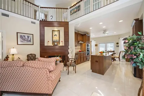 1621 Dr Martin Luther King Way Sarasota FL 34234