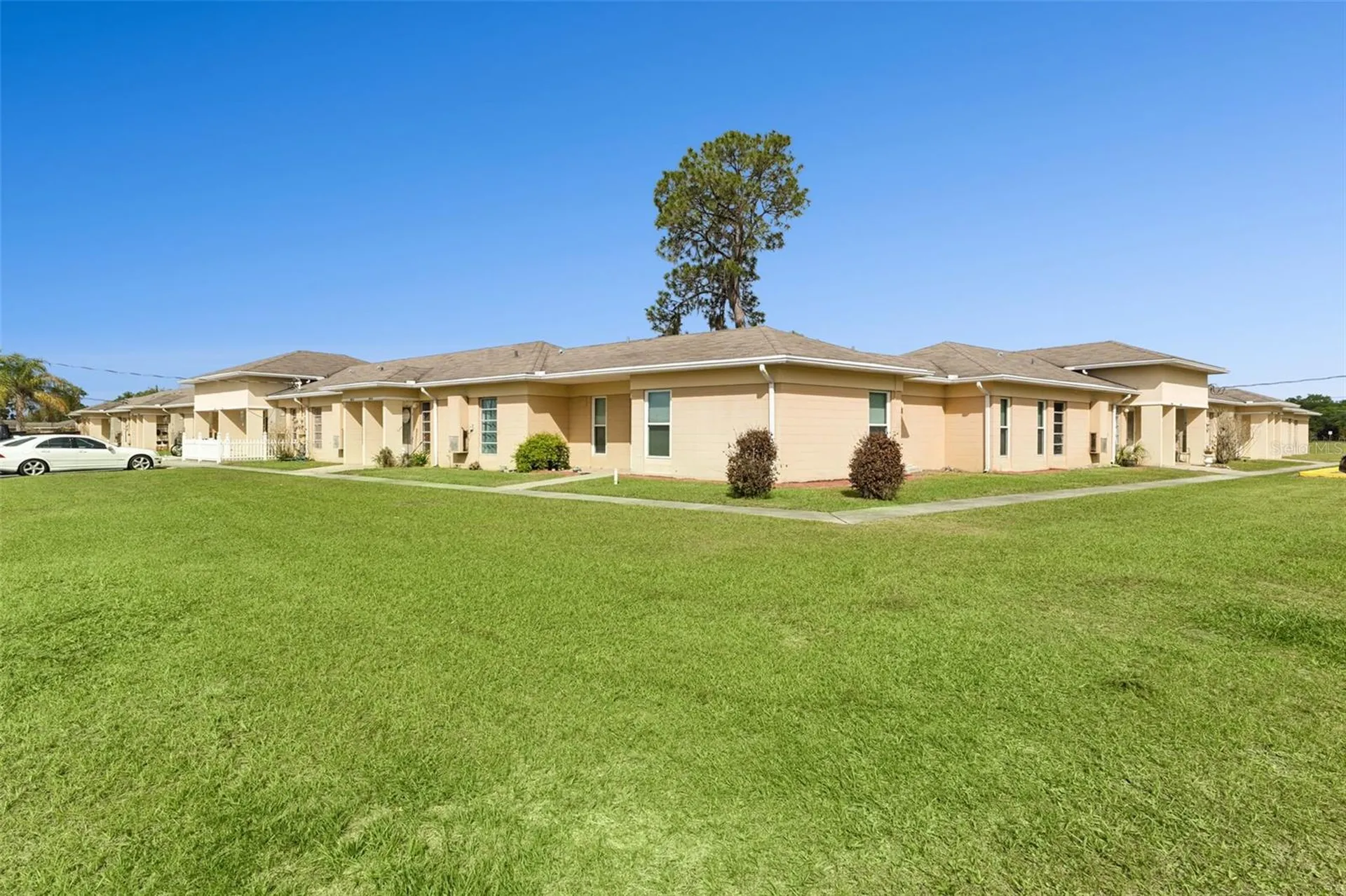 3821 Club Circle Lake Wales FL 33898