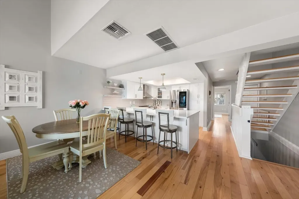 2515 Bay Boulevard Indian Rocks Beach FL 33785
