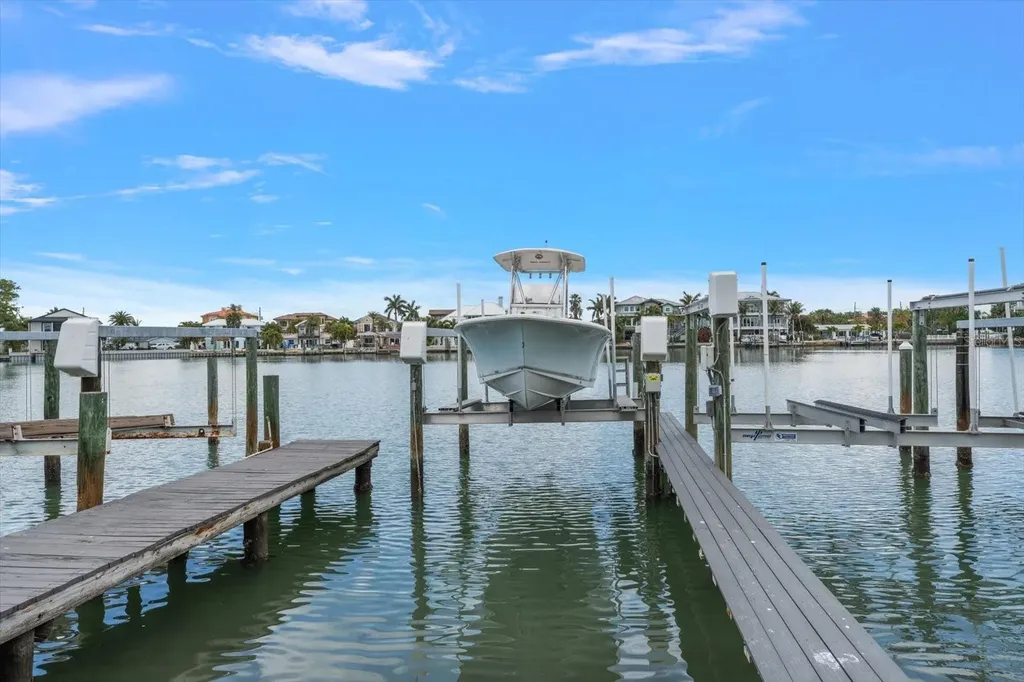 2515 Bay Boulevard Indian Rocks Beach FL 33785