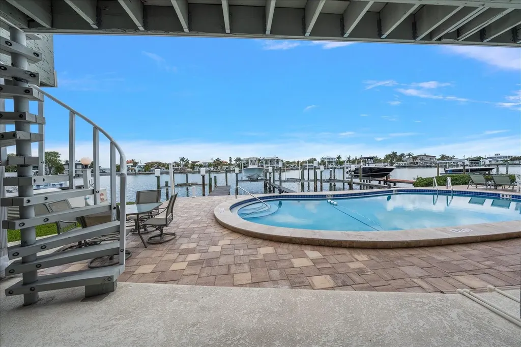 2515 Bay Boulevard Indian Rocks Beach FL 33785