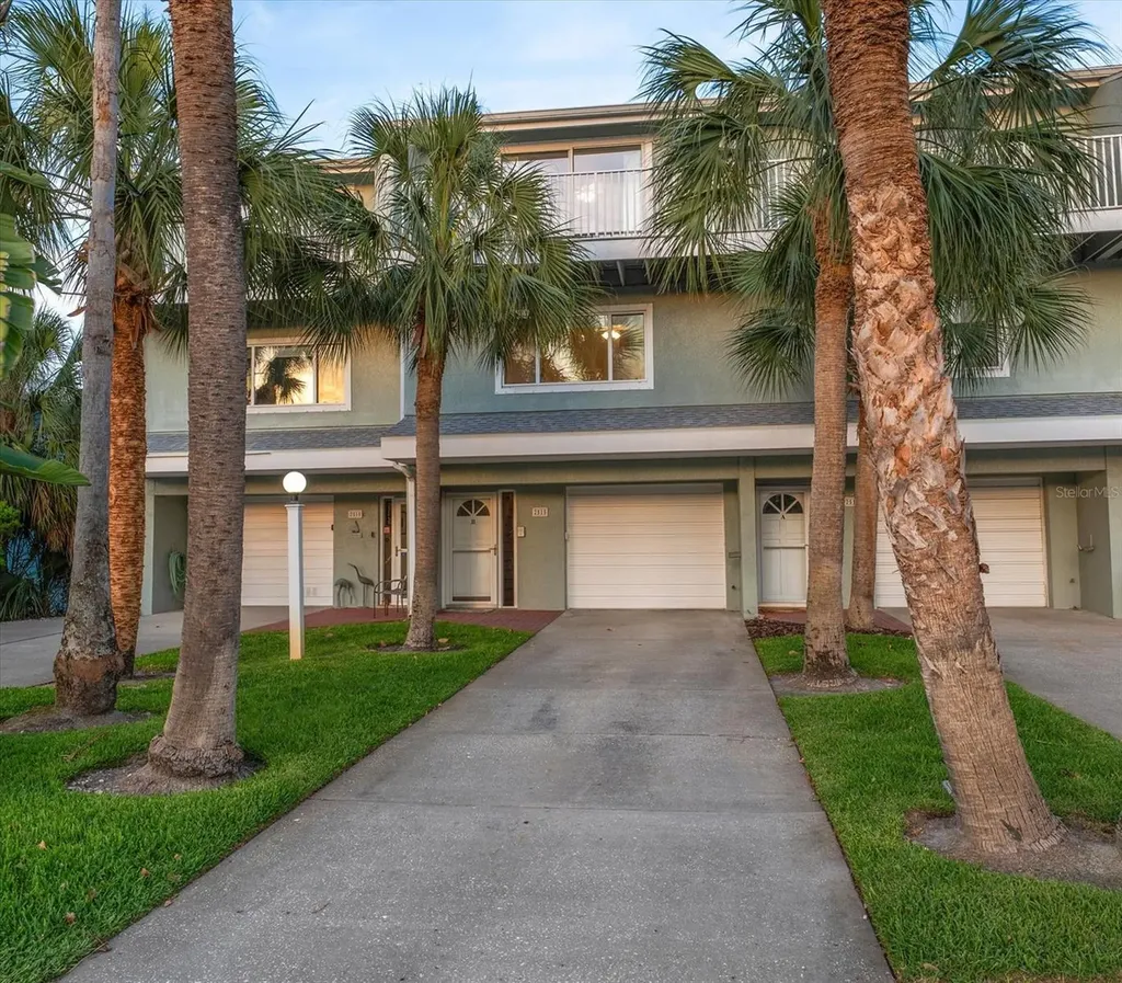 2515 Bay Boulevard Indian Rocks Beach FL 33785