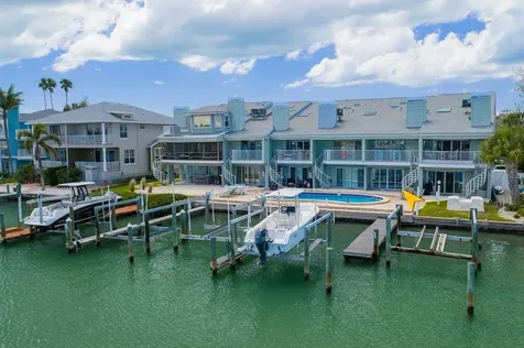 2515 Bay Boulevard Indian Rocks Beach FL 33785