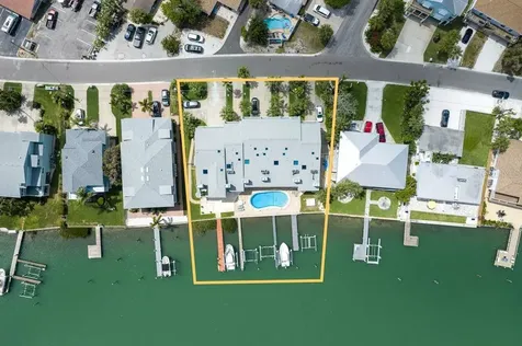 2515 Bay Boulevard Indian Rocks Beach FL 33785