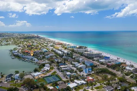 2515 Bay Boulevard Indian Rocks Beach FL 33785