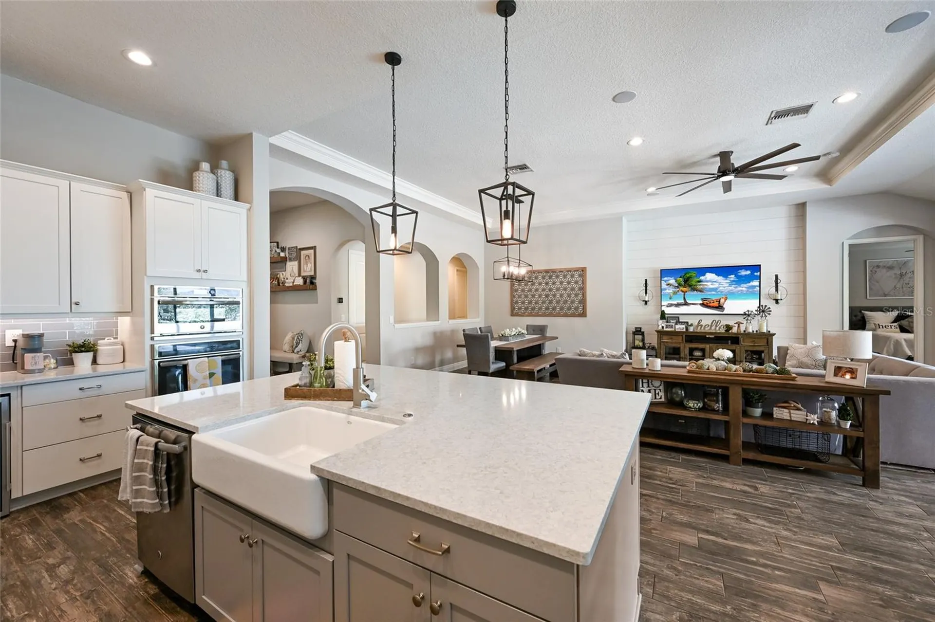 6117 Shadowlake Drive Apollo Beach FL 33572