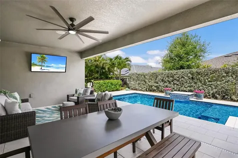 6117 Shadowlake Drive Apollo Beach FL 33572
