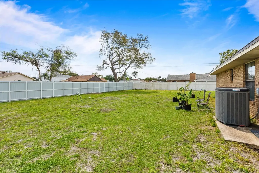 3132 Sky Street Deltona FL 32738