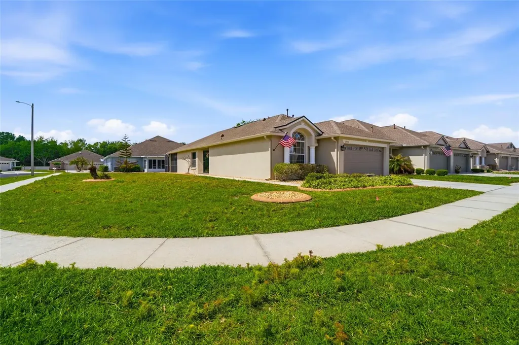31950 Stillmeadow Drive Wesley Chapel FL 33543