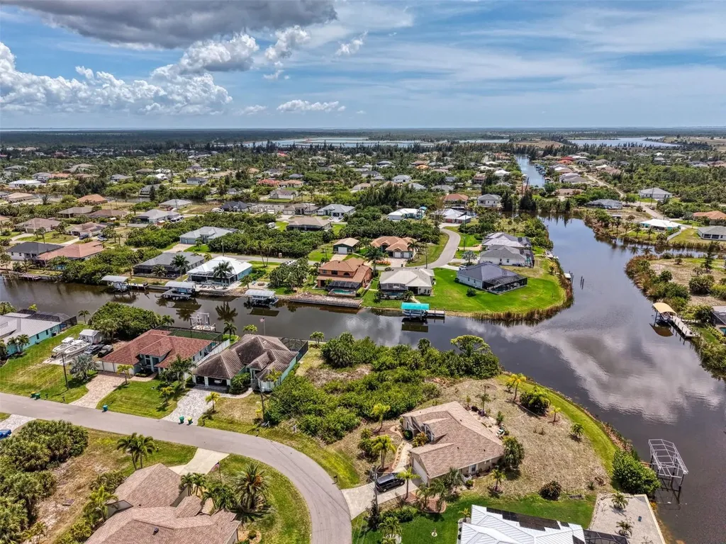 15304 Hennipen Circle Port Charlotte FL 33981
