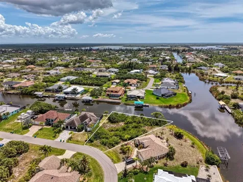 15304 Hennipen Circle Port Charlotte FL 33981