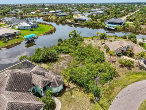 15304 Hennipen Circle Port Charlotte FL 33981