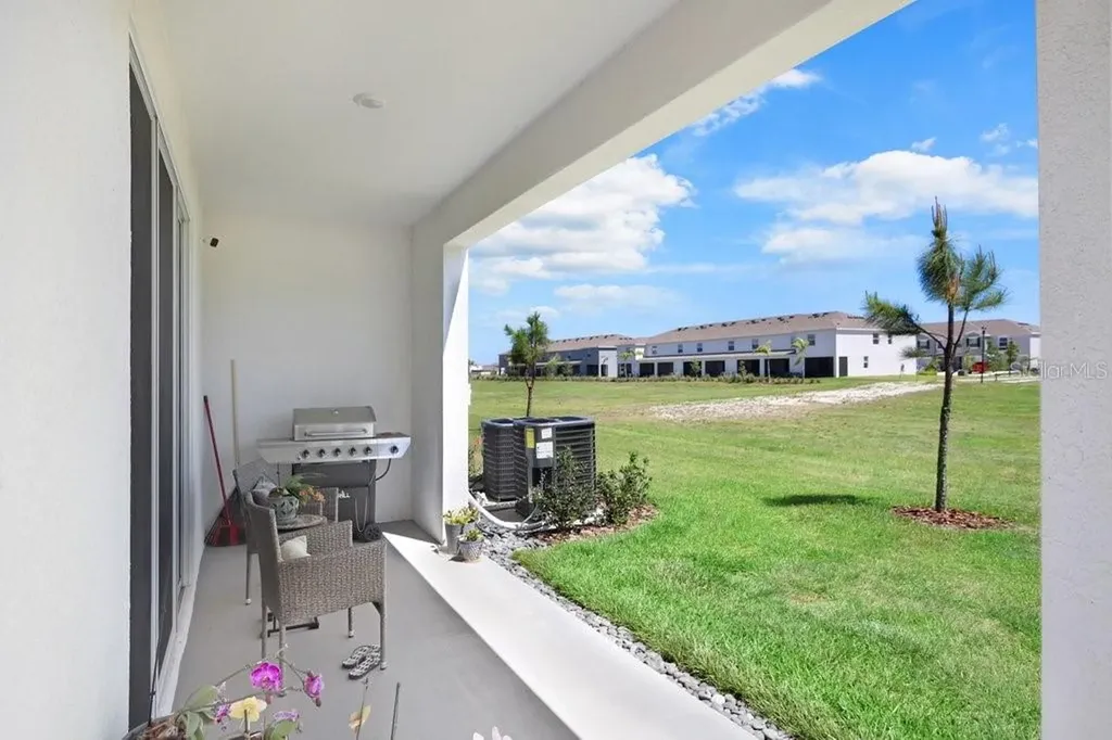 32978 Tulip Petal Lane Wesley Chapel FL 33545