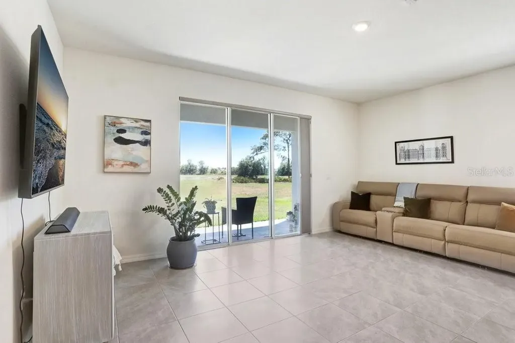 32978 Tulip Petal Lane Wesley Chapel FL 33545