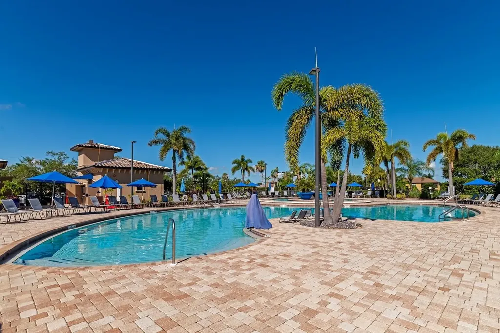 6760 Willowshire Way Bradenton FL 34212