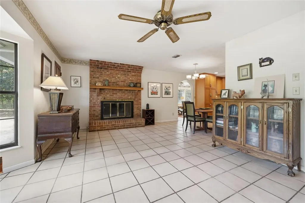 17611 NW 266th Street High Springs FL 32643