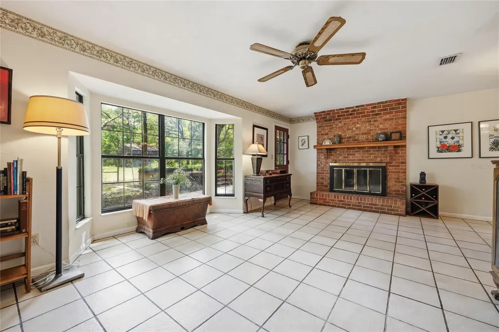 17611 NW 266th Street High Springs FL 32643