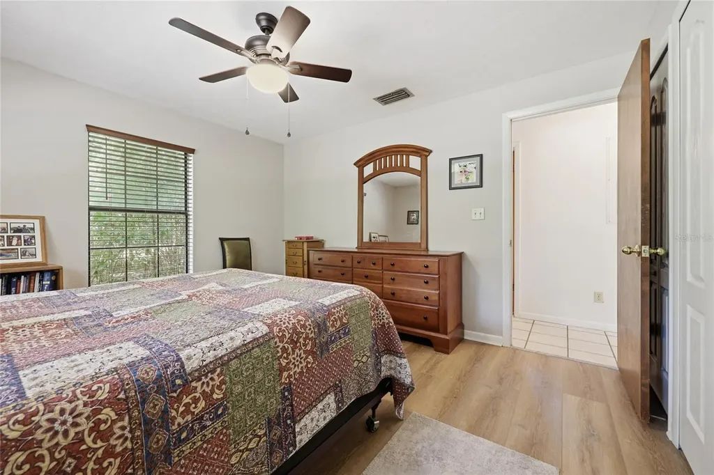 17611 NW 266th Street High Springs FL 32643