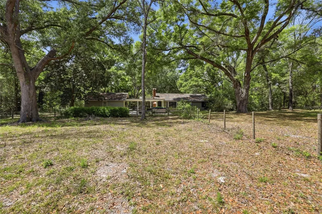 17611 NW 266th Street High Springs FL 32643