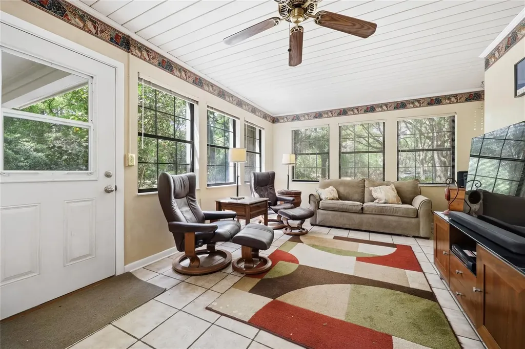 17611 NW 266th Street High Springs FL 32643