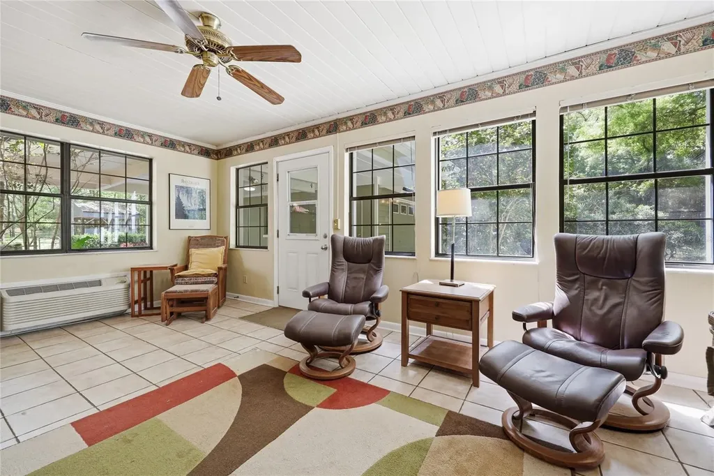 17611 NW 266th Street High Springs FL 32643