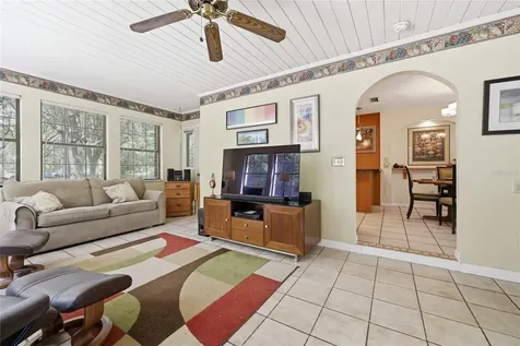 17611 NW 266th Street High Springs FL 32643