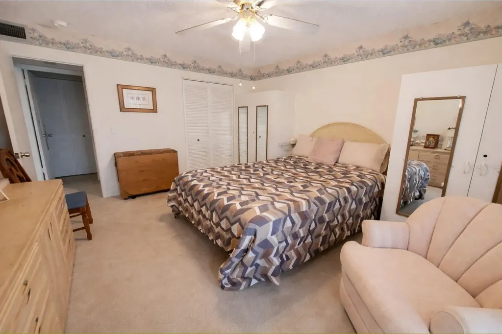1428 Arrowhead Circle W Clearwater FL 33759