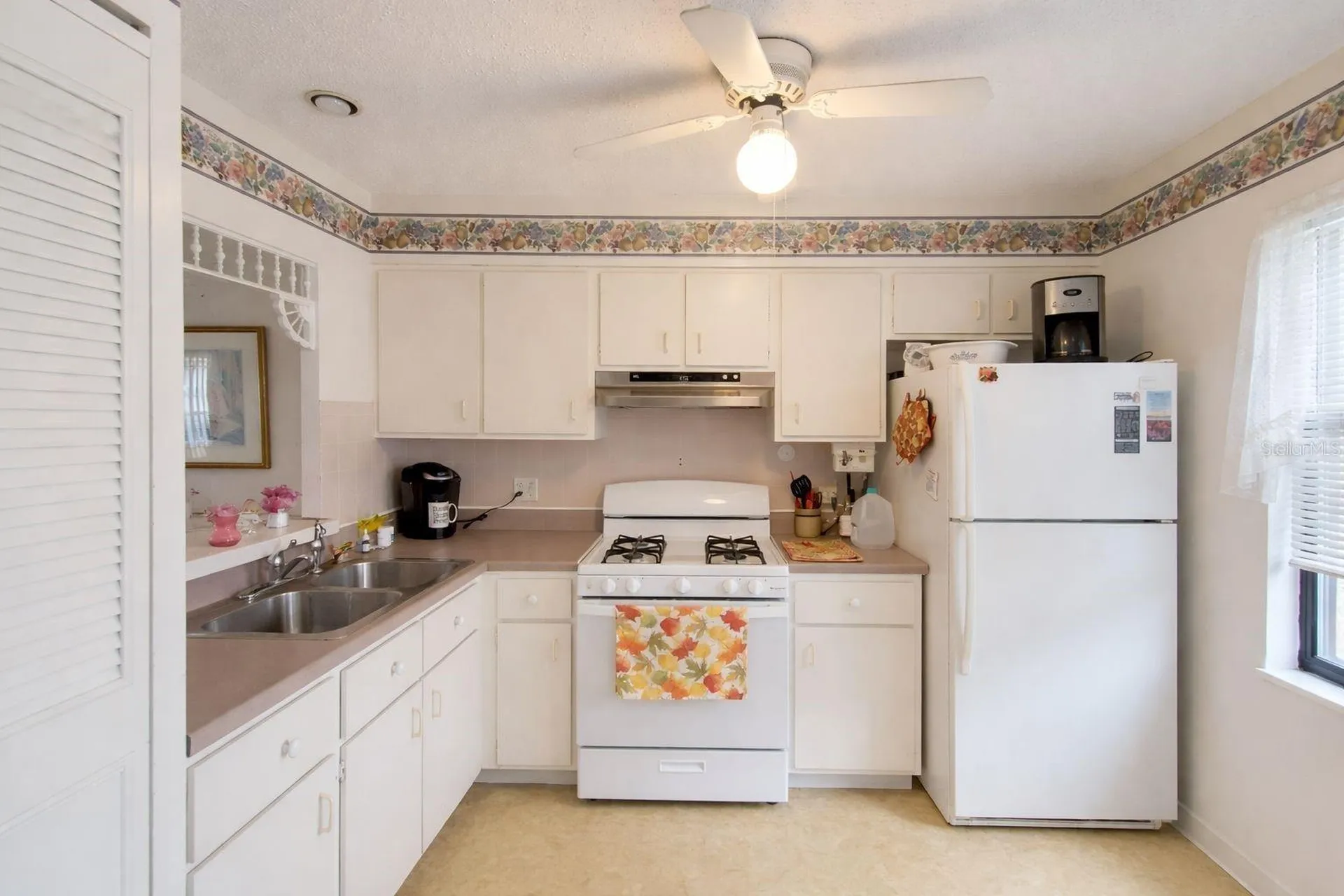 1428 Arrowhead Circle W Clearwater FL 33759