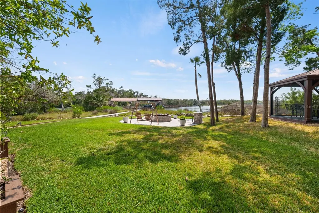 6730 S Beagle Drive Homosassa FL 34448
