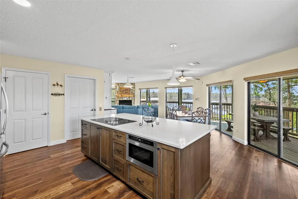6730 S Beagle Drive Homosassa FL 34448
