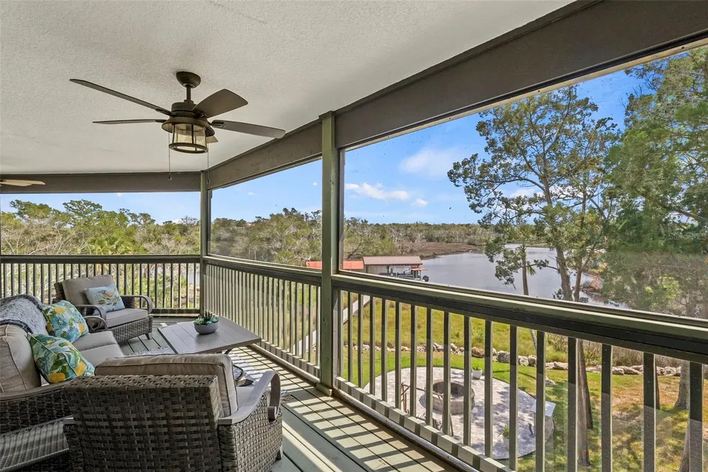 6730 S Beagle Drive Homosassa FL 34448