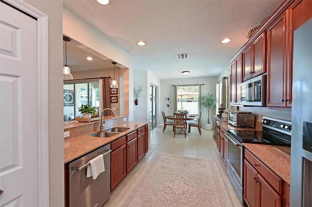4428 67th Street E Bradenton FL 34203