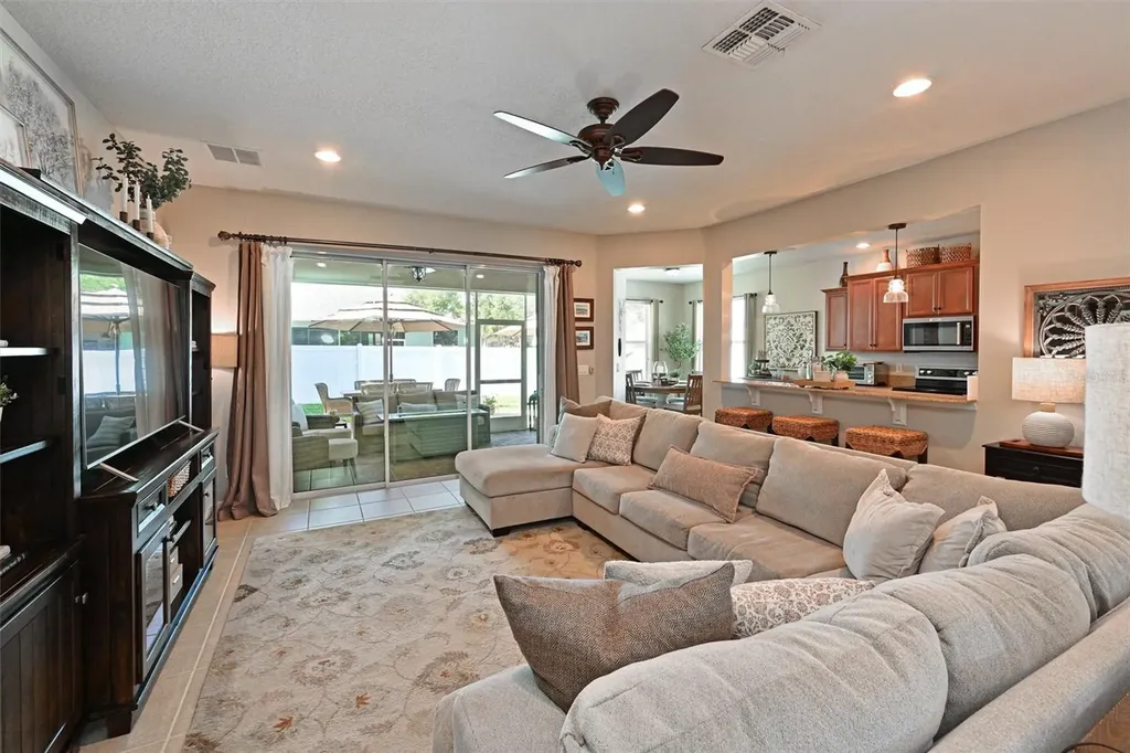 4428 67th Street E Bradenton FL 34203