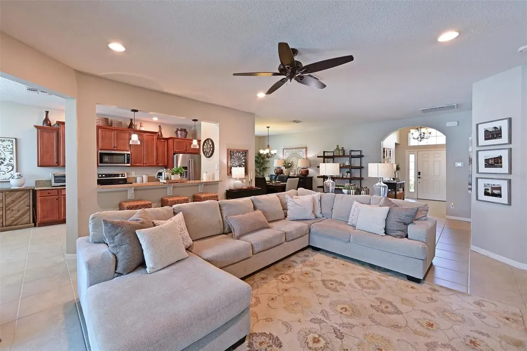 4428 67th Street E Bradenton FL 34203