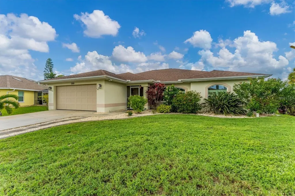 2555 Dixon Terrace Port Charlotte FL 33981