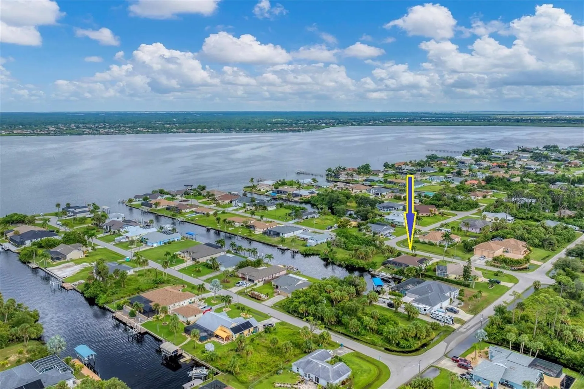 2555 Dixon Terrace Port Charlotte FL 33981