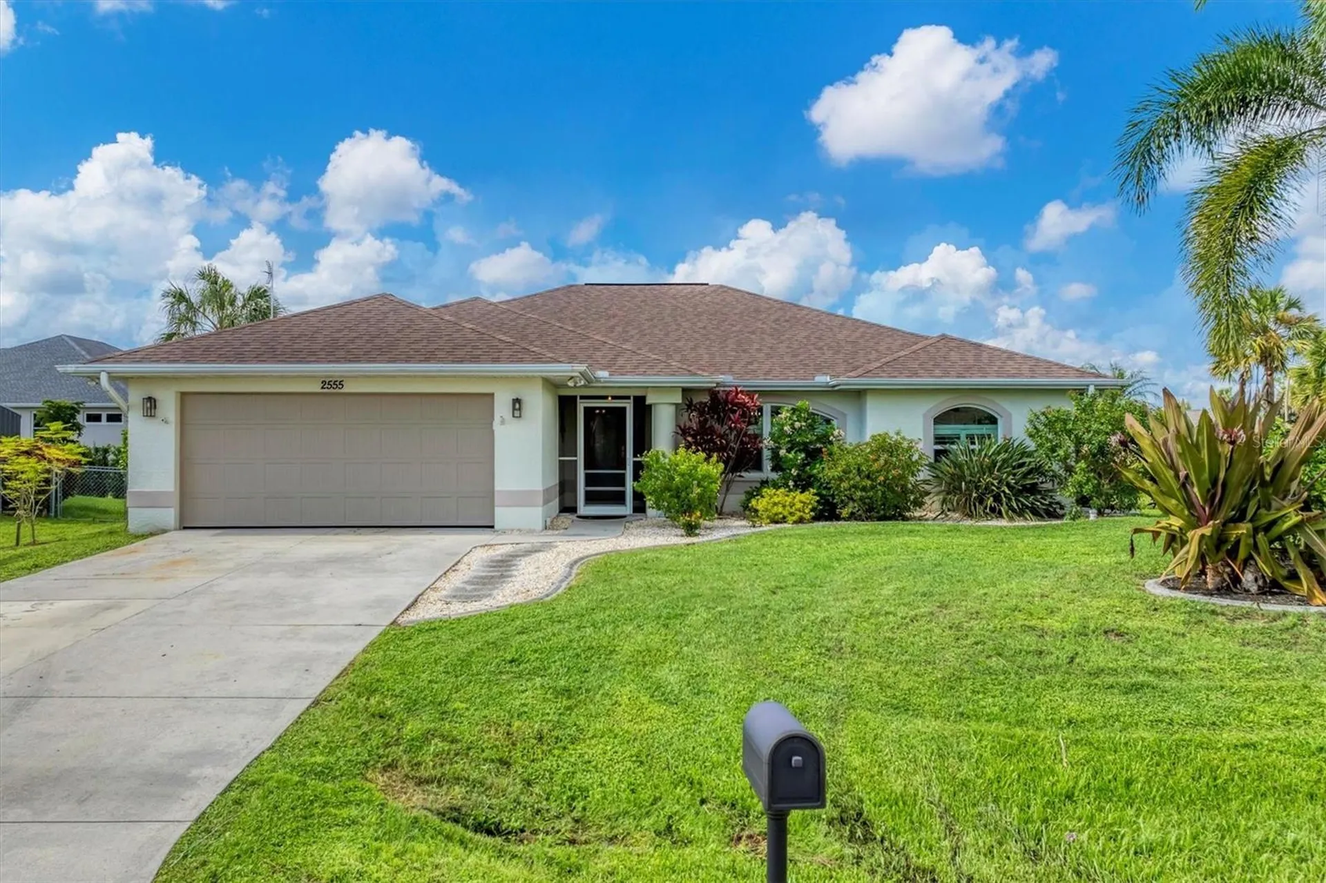 2555 Dixon Terrace Port Charlotte FL 33981