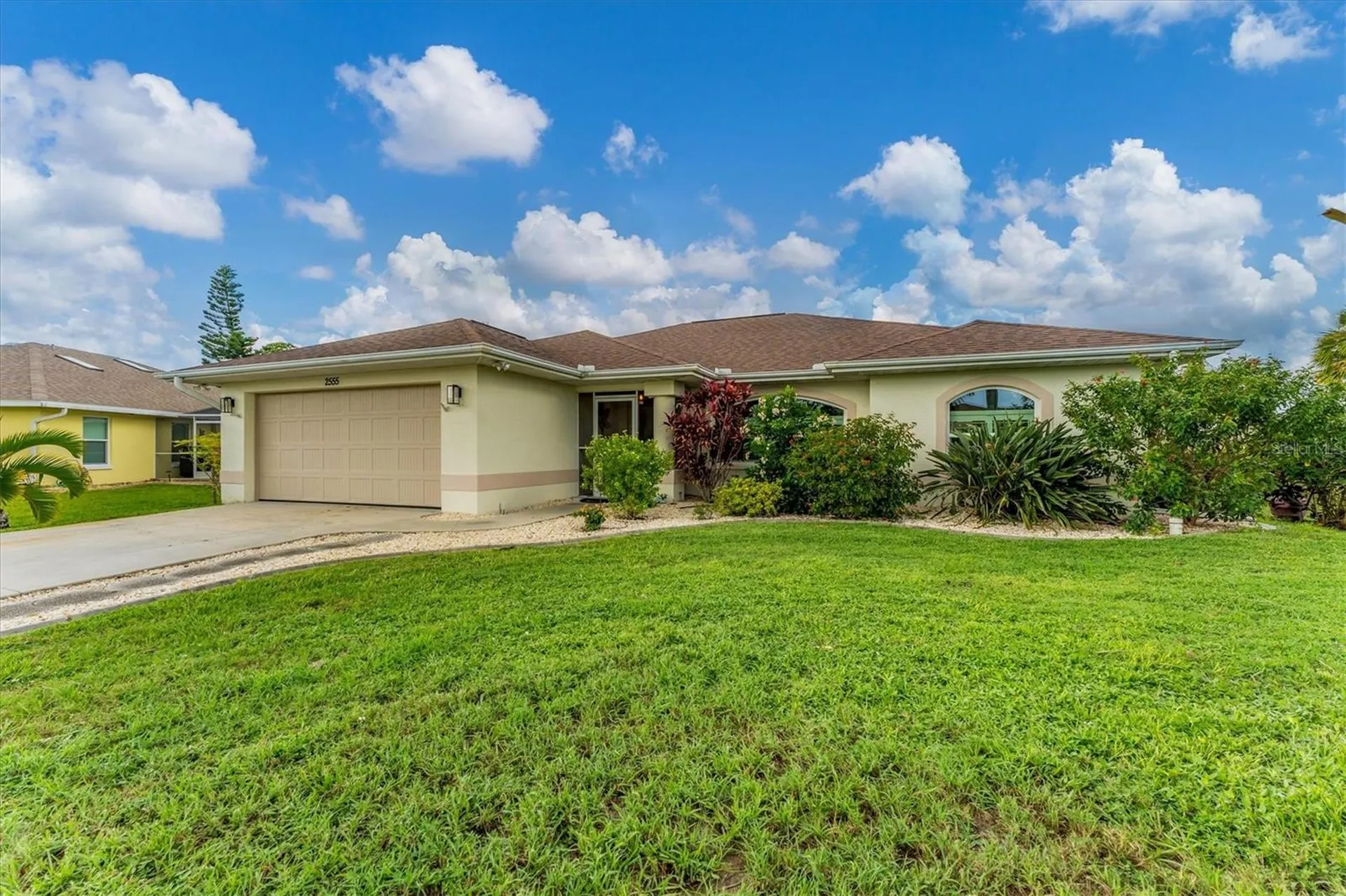 2555 Dixon Terrace Port Charlotte FL 33981