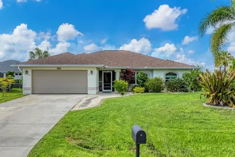 2555 Dixon Terrace Port Charlotte FL 33981
