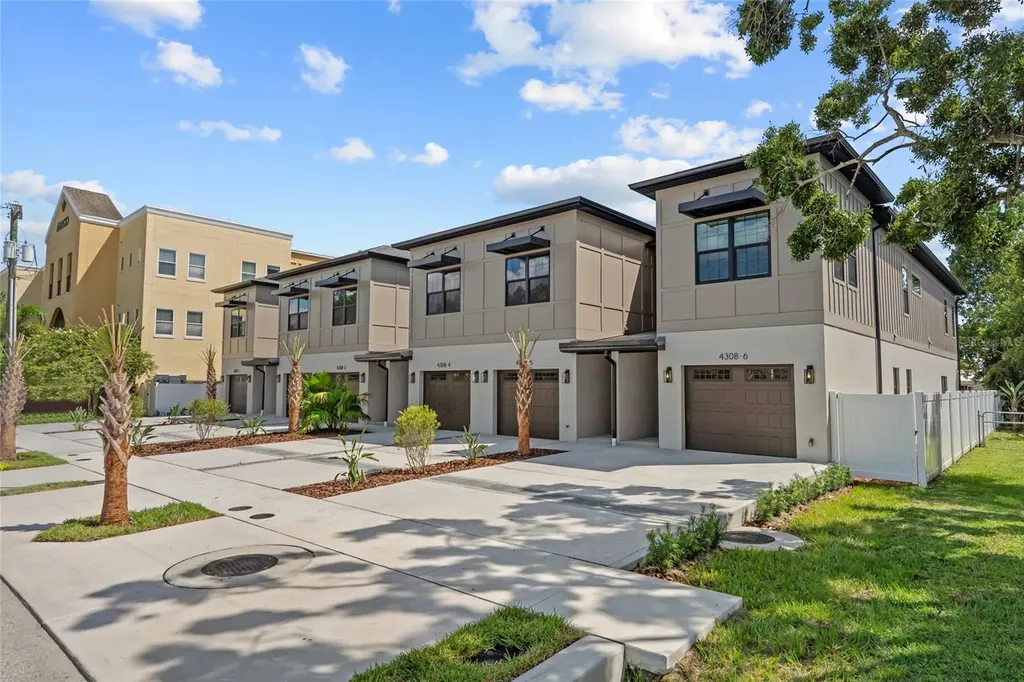 4308 W Gray Street Tampa FL 33609