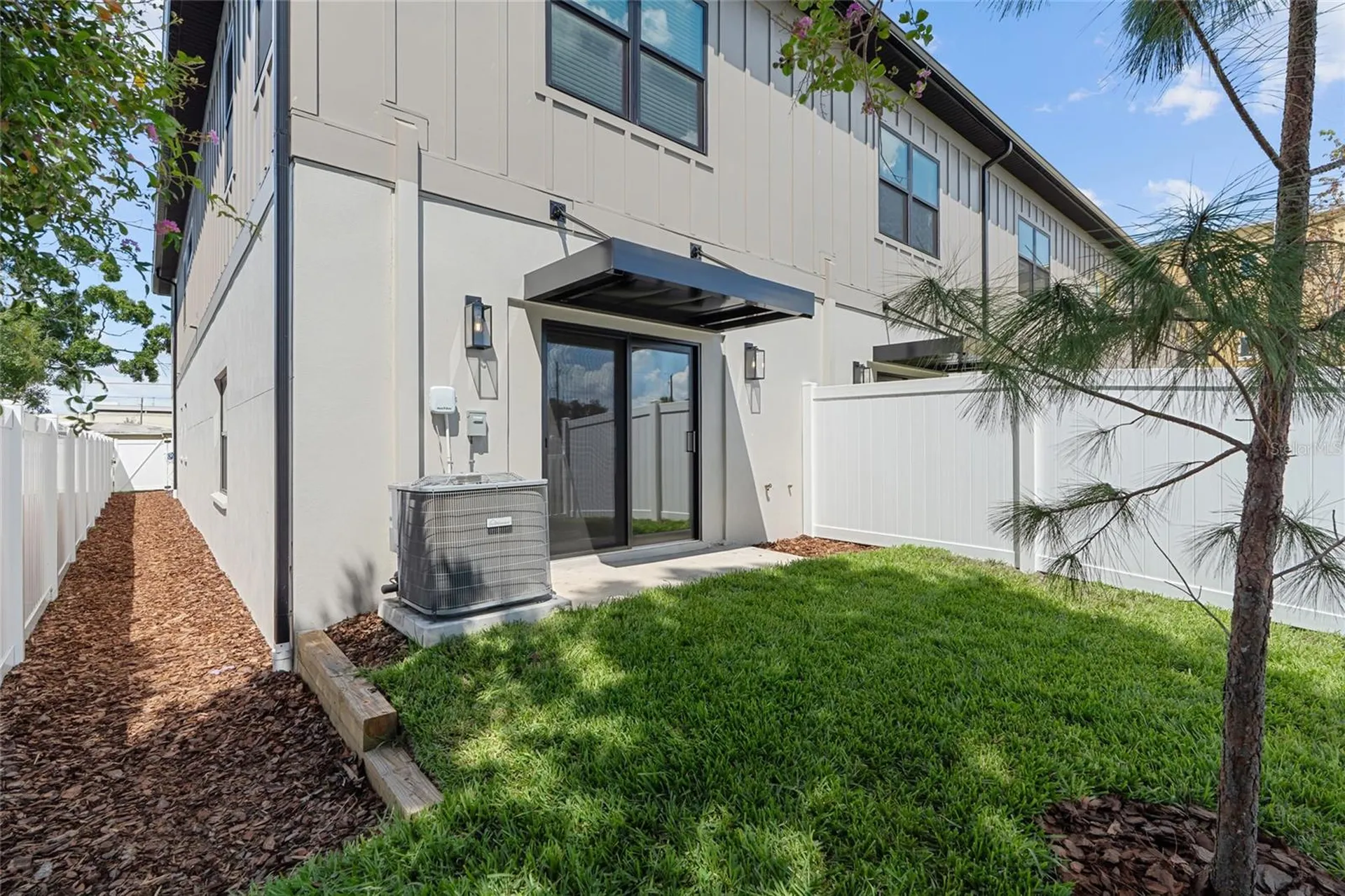 4308 W Gray Street Tampa FL 33609